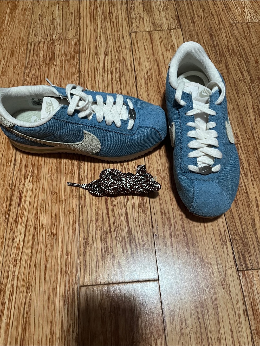 Nike Womans Blue Suede trim denim Sneakers with White Accents